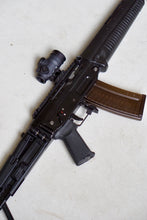 Lade das Bild in den Galerie-Viewer, MOE grip for SIG/Swiss Arms SG55X and 75X Series Black
